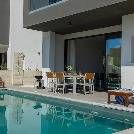 Yria, Walking Distance To Coral Bay Villa *