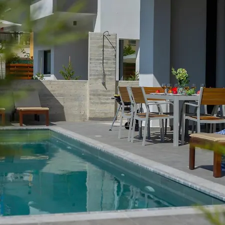 Yria, Walking Distance To Coral Bay *