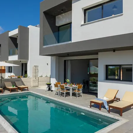 Yria, Walking Distance To Coral Bay * Nicosia